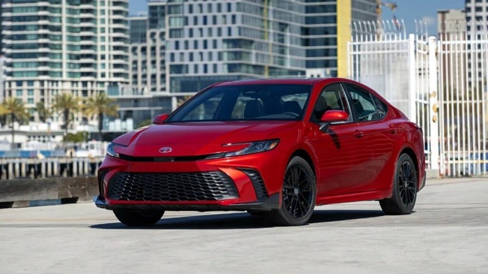 2025-Toyota-Camry