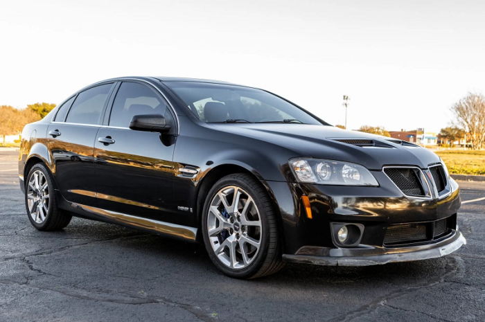 Redline Road Trip Review: 2009 Pontiac G8 GXP