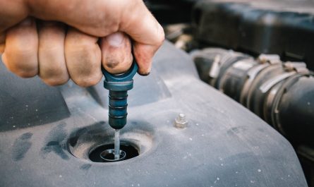 How Long to Wait to Check Oil After Driving