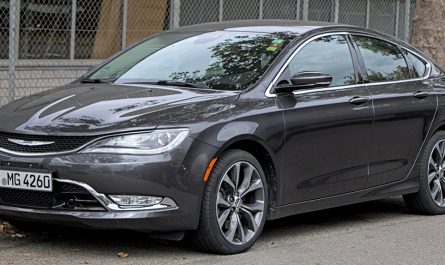 Chrysler 200