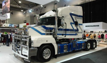 mack superliner