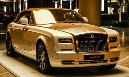 Rolls Royce Phantom